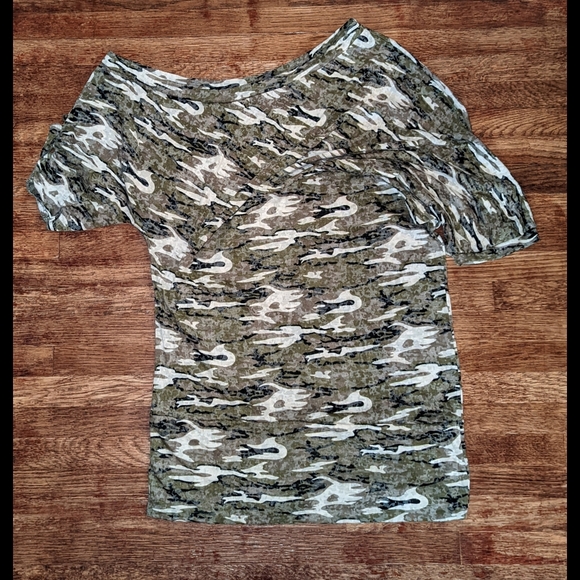 Body Central Tops - Body Central Y2K asymmetrical army camo lightweight batwing blouse